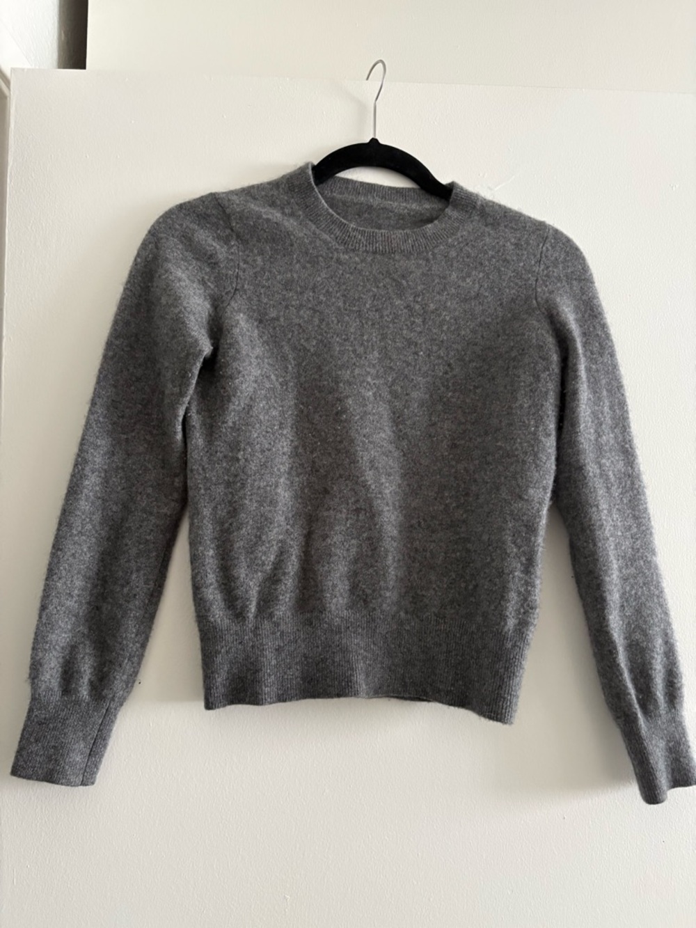 Cozy Grey Crewneck Cashmere Sweater